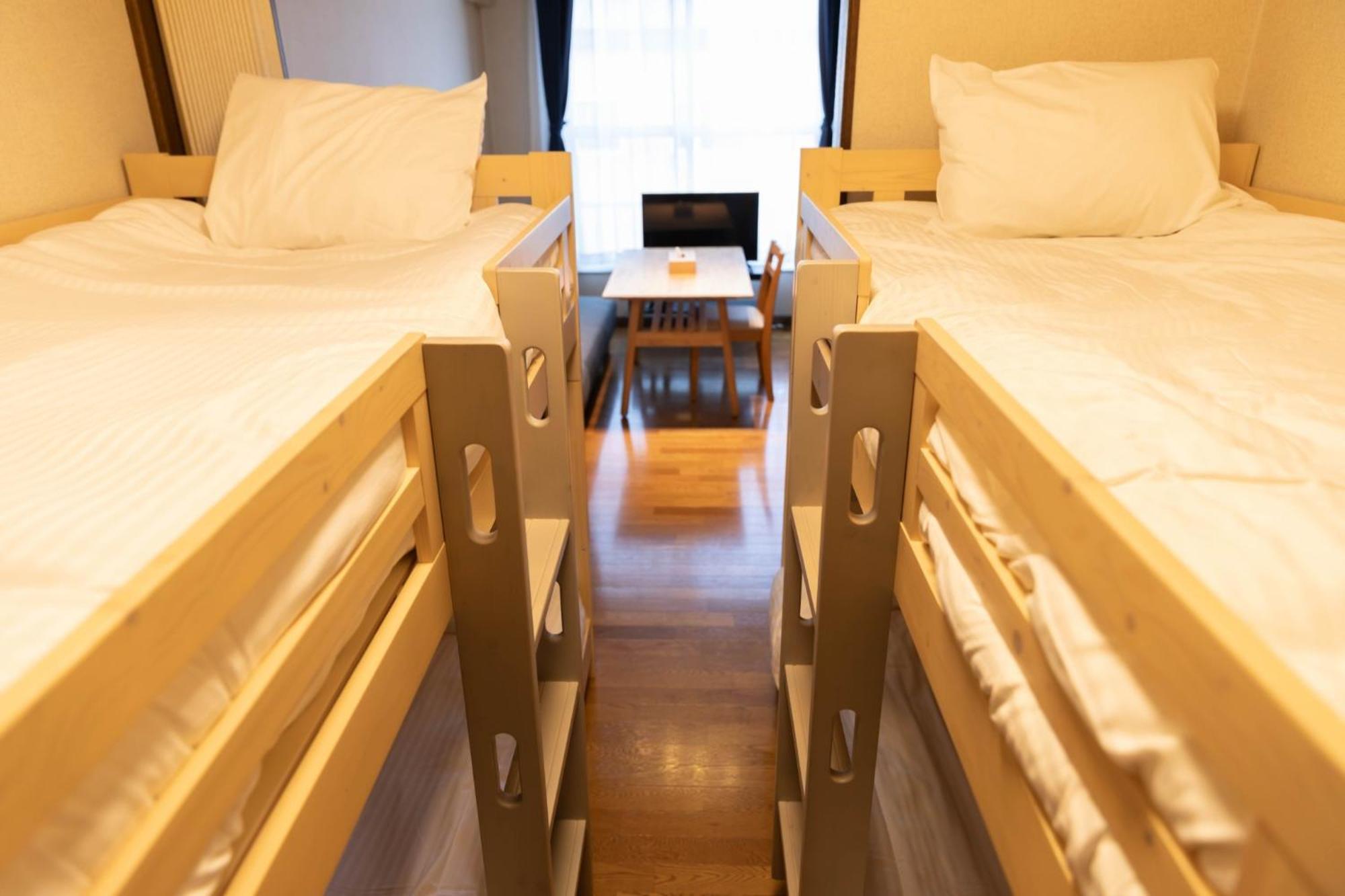 Zone Apartment