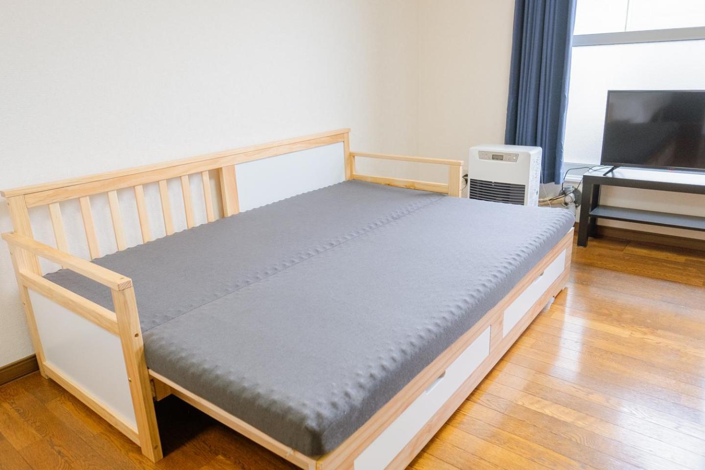 Zone Apartment *